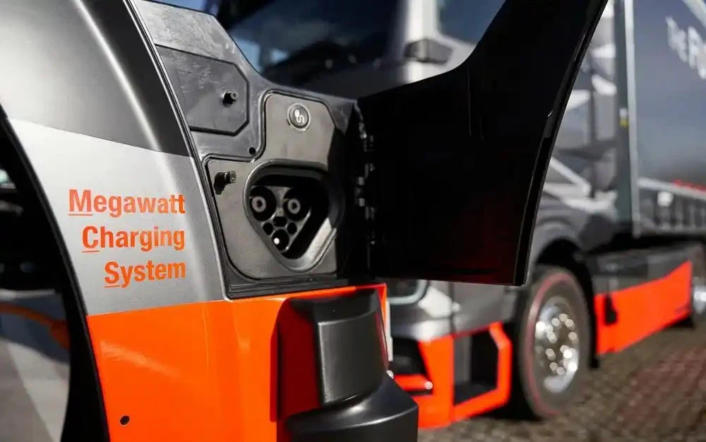 Kaj je polnjenje MCS in kako bo vplivalo na električni tovorni promet?